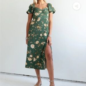 Green Floral Puff-Sleeve Midi Dress